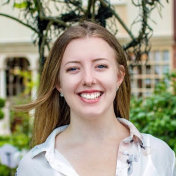 Meet your Posher, Stephanie - Picture 1 of 1